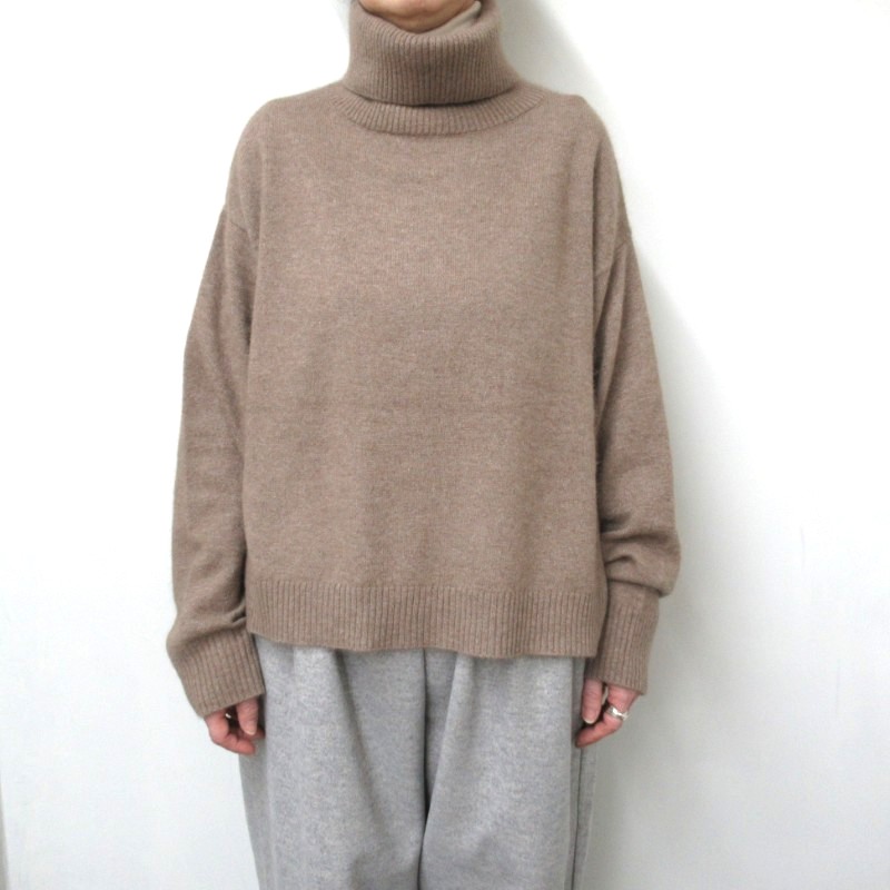 MidiUmi ラクーンニットハイネックプルオーバー /BE20